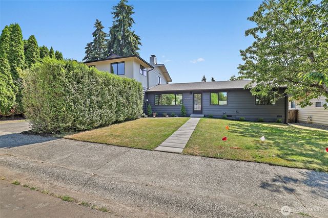 8209 NE 144th Street, Kirkland, WA 98034