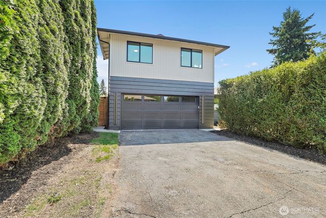 8209 NE 144th Street, Kirkland, WA 98034