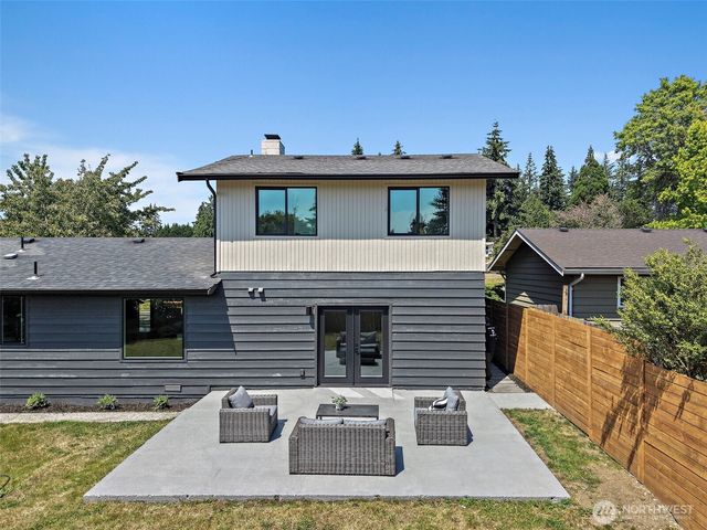 8209 NE 144th Street, Kirkland, WA 98034