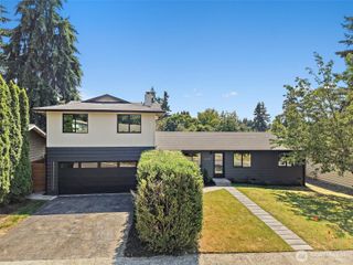 8209 NE 144th Street, Kirkland, WA 98034