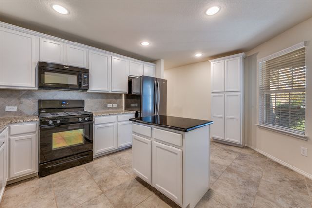 2325 Beachfront Drive, Frisco, TX 75036