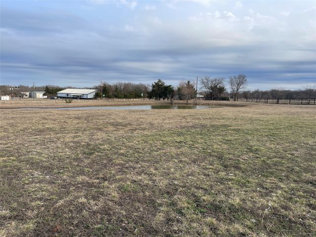 21424 S State Highway 78, Leonard, TX 75452