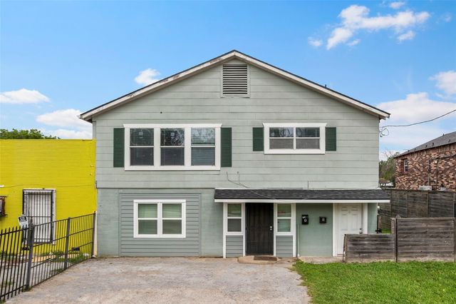 6918 Irvington Boulevard B, Houston, TX 77022