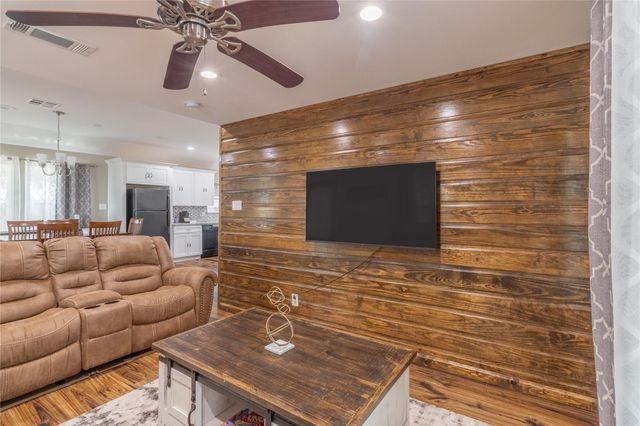 17123 Atlanta Street, Humble, TX 77396