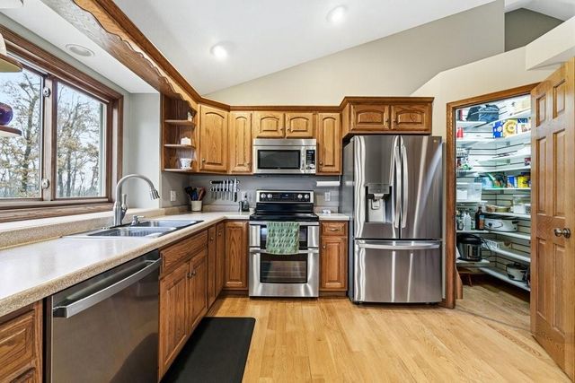 10522 24th Avenue, Eau Claire, WI 54703