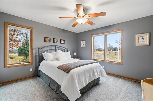 10522 24th Avenue, Eau Claire, WI 54703