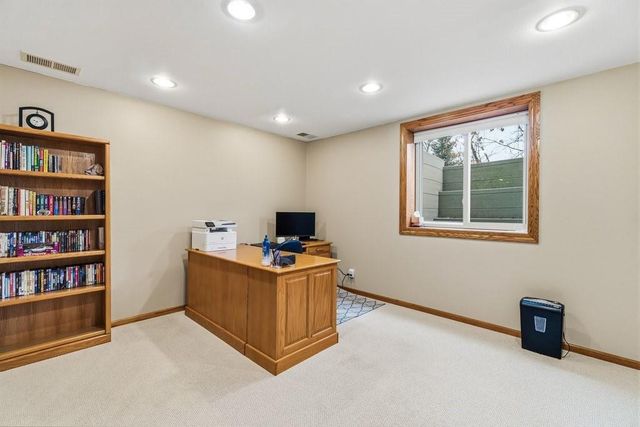 10522 24th Avenue, Eau Claire, WI 54703