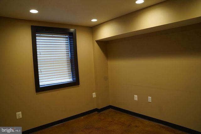 7595 MARTINSBURG PIKE A, Shepherdstown, WV 25443