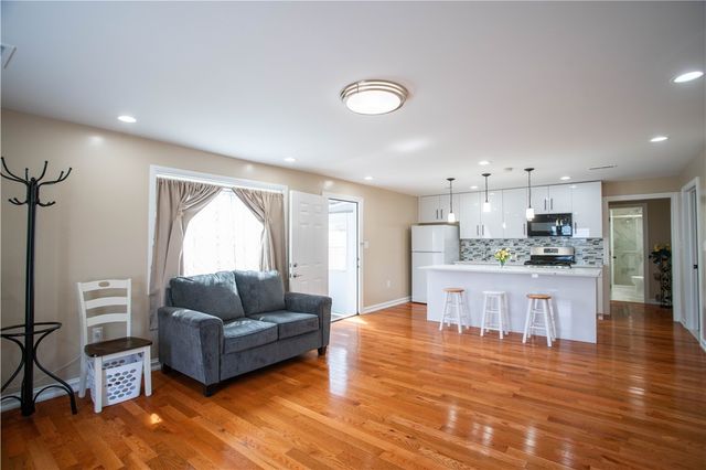 423 16th Avenue, Patterson Twp, PA 15010