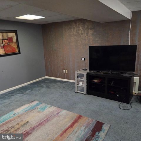 8567 RITCHBORO RD, District Heights, MD 20747