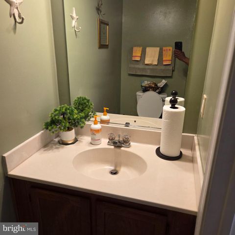 8567 RITCHBORO RD, District Heights, MD 20747
