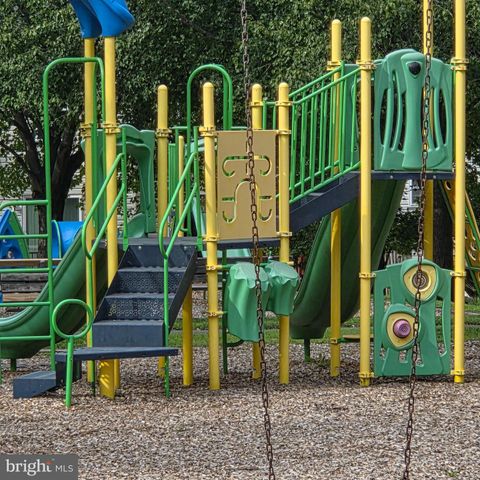 8567 RITCHBORO RD, District Heights, MD 20747