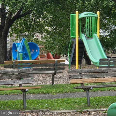 8567 RITCHBORO RD, District Heights, MD 20747