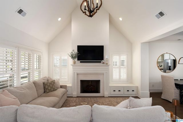 2264 BLACK CREEK CROSSING, Hoover, AL 35244