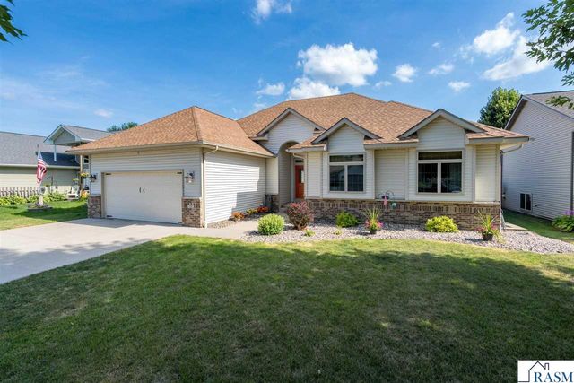 113 Cheetah Lane, Mankato, MN 56001