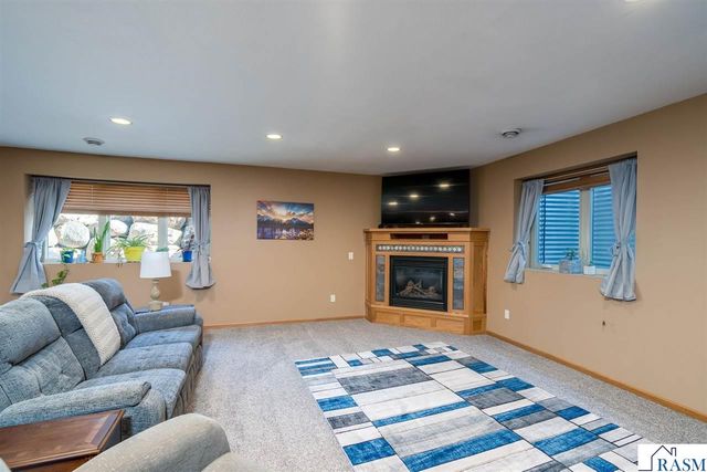 113 Cheetah Lane, Mankato, MN 56001
