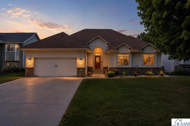 113 Cheetah Lane, Mankato, MN 56001