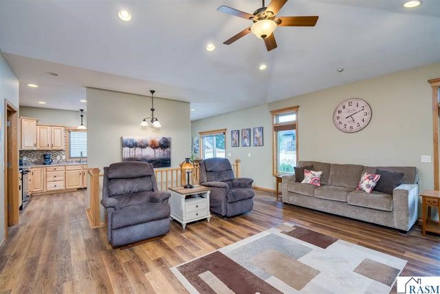 113 Cheetah Lane, Mankato, MN 56001