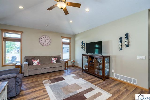 113 Cheetah Lane, Mankato, MN 56001