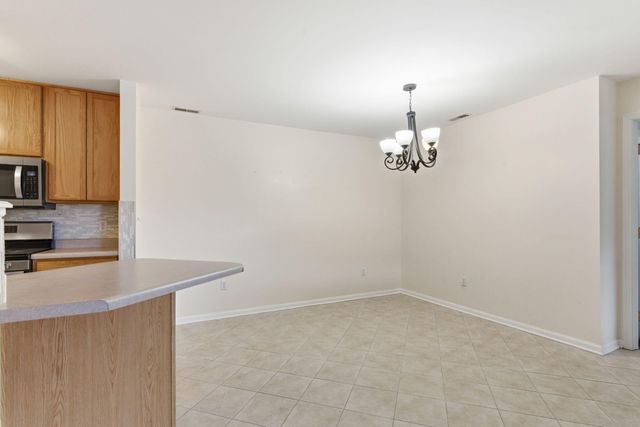 607 Cambridge Court 1b, Munster, IN 46321