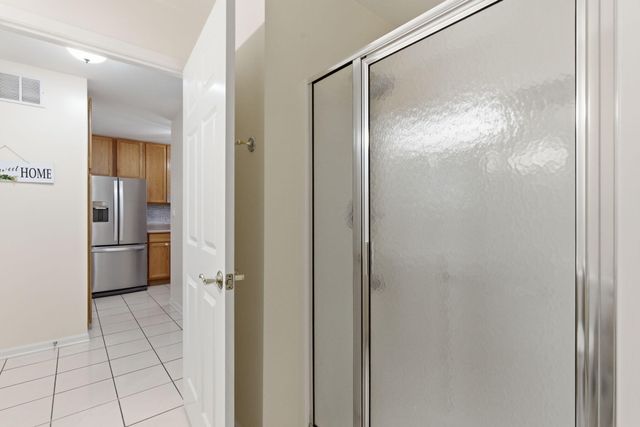 607 Cambridge Court 1b, Munster, IN 46321