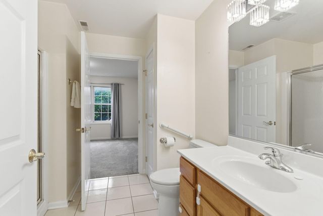 607 Cambridge Court 1b, Munster, IN 46321