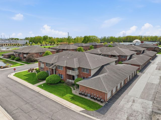 607 Cambridge Court 1b, Munster, IN 46321