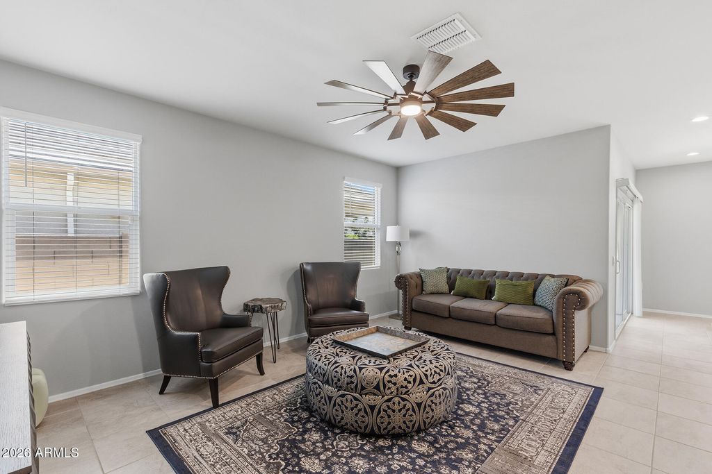 18633 W DESERT HOLLOW Drive, Wittmann, AZ 85361 — photo 4