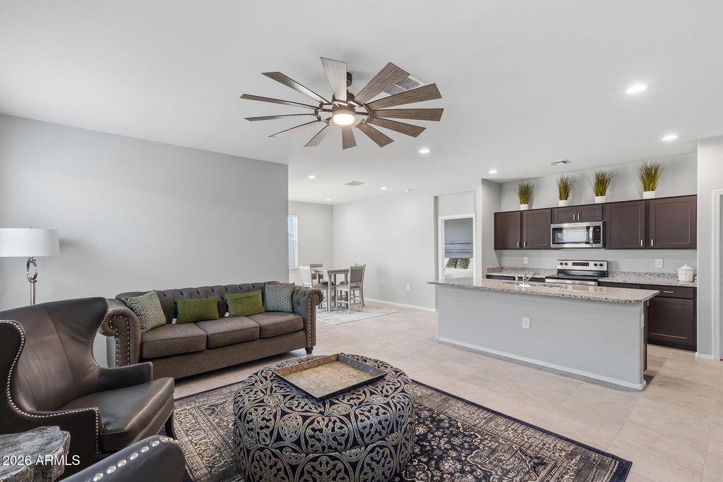 18633 W DESERT HOLLOW Drive, Wittmann, AZ 85361 — photo 5