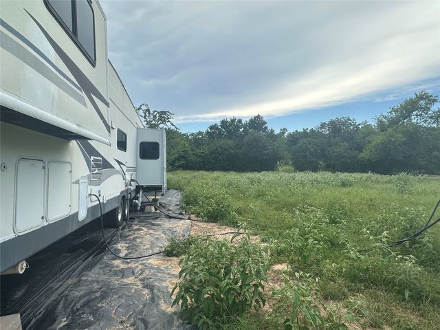 146 Private Road 6180, Emory, TX 75440