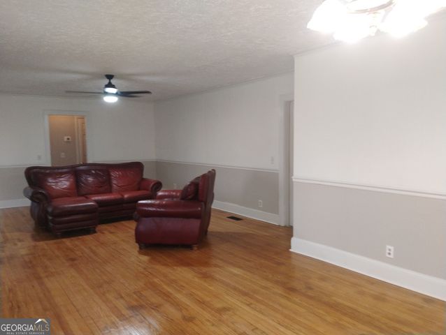 126 N Tallahassee Street, Hazlehurst, GA 31539