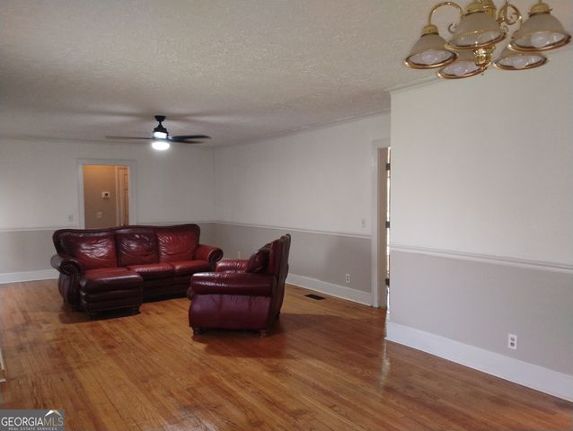 126 N Tallahassee Street, Hazlehurst, GA 31539