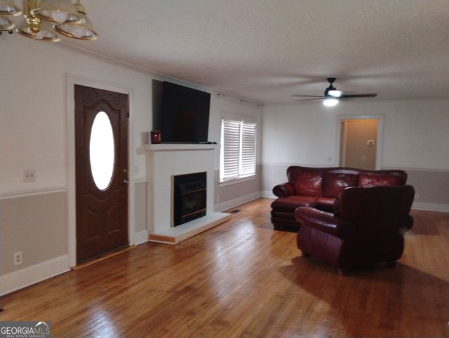 126 N Tallahassee Street, Hazlehurst, GA 31539