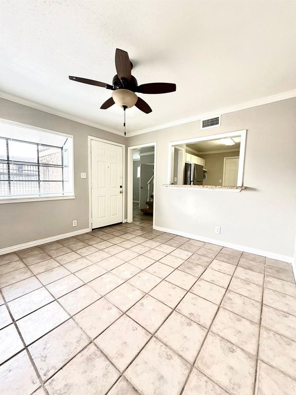 1518 Wirt Road 1, Houston, TX 77055