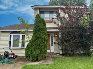 1300 Riverside DR, Virginia Beach, VA 23453