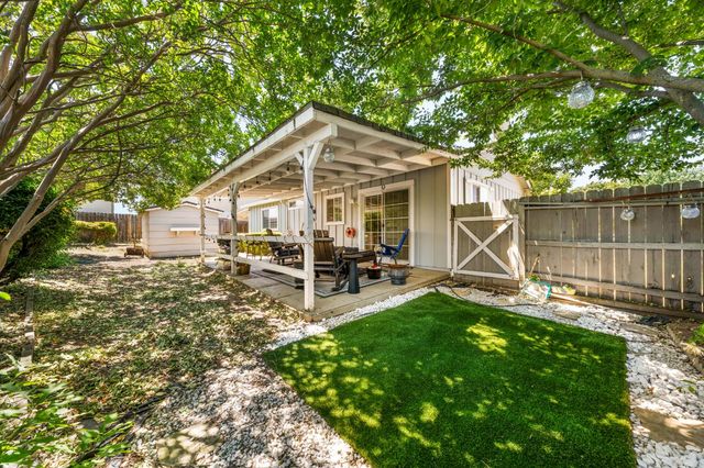6612 Gingerloop Ct, Sacramento, CA 95842