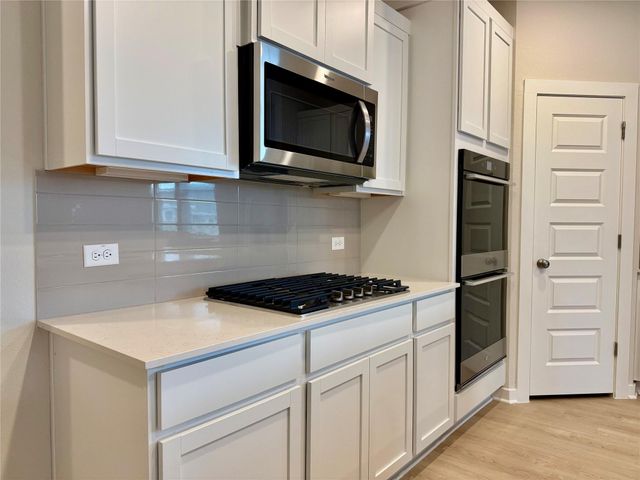 2422 Milo Hazel LN, Round Rock, TX 78665