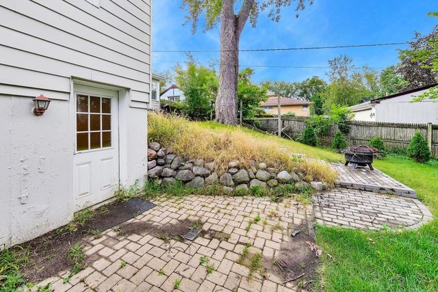 318 S Hale Street, Palatine, IL 60067