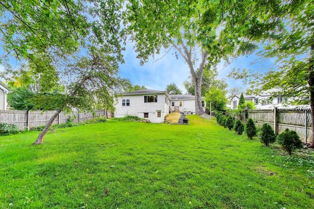 318 S Hale Street, Palatine, IL 60067