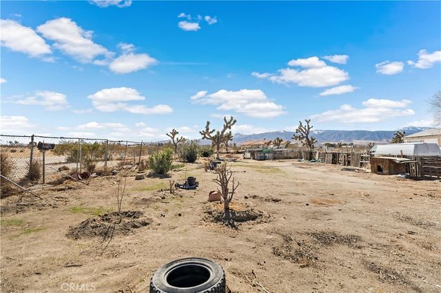 12702 Pine Tree Road, Pinon Hills, CA 92372