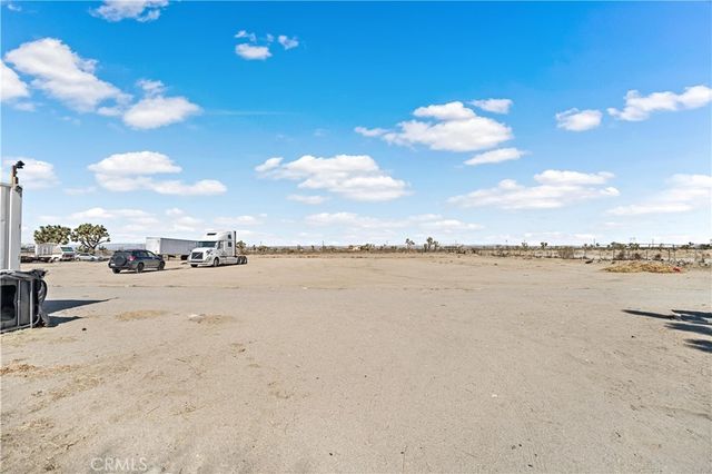 12702 Pine Tree Road, Pinon Hills, CA 92372