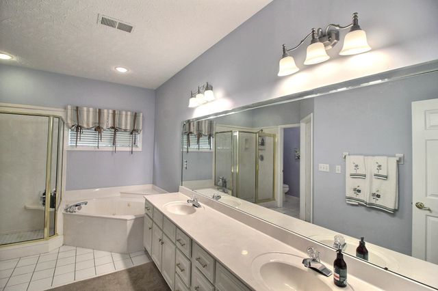 535 HUGHES RD, Collierville, TN 38017