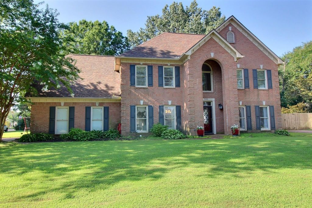 535 HUGHES RD, Collierville, TN 38017