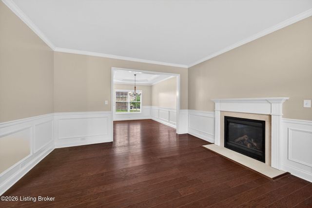18405 Standwick Dr, Louisville, KY 40245