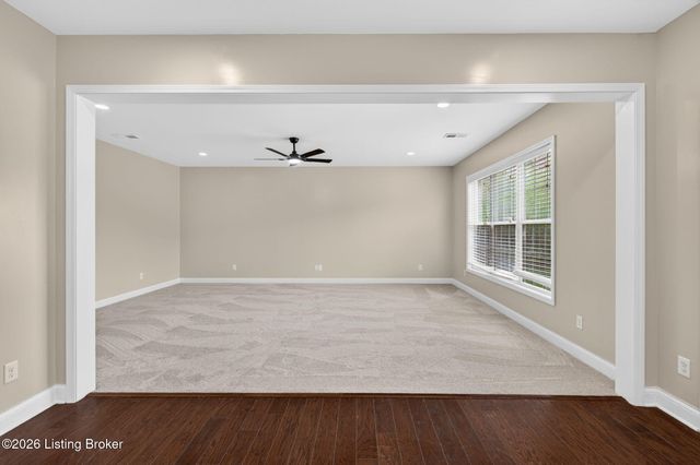 18405 Standwick Dr, Louisville, KY 40245