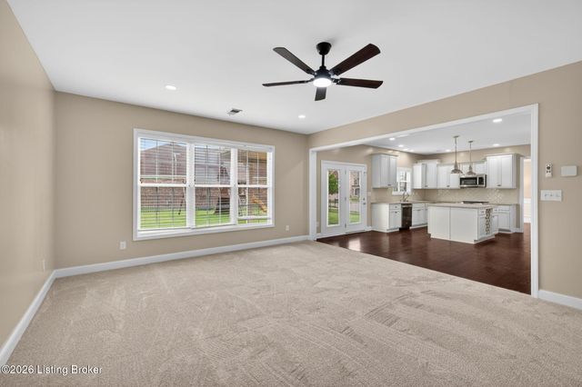 18405 Standwick Dr, Louisville, KY 40245