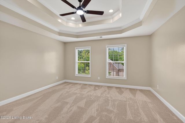 18405 Standwick Dr, Louisville, KY 40245
