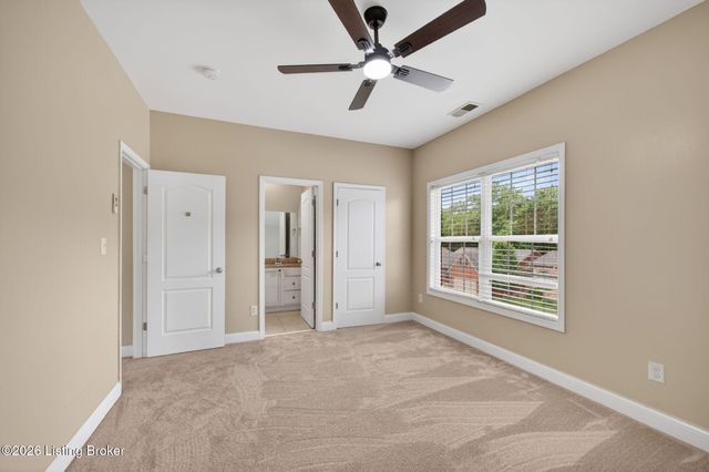18405 Standwick Dr, Louisville, KY 40245