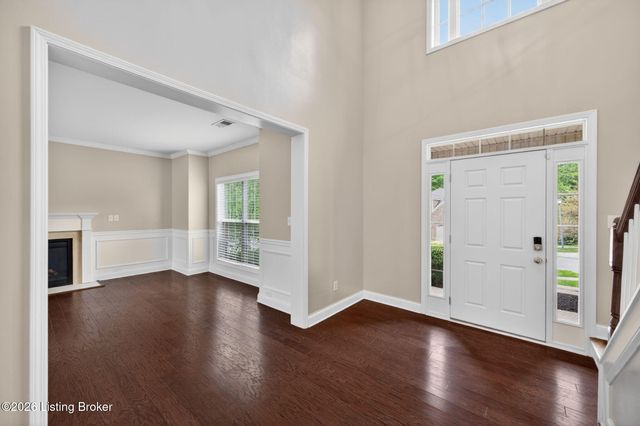 18405 Standwick Dr, Louisville, KY 40245
