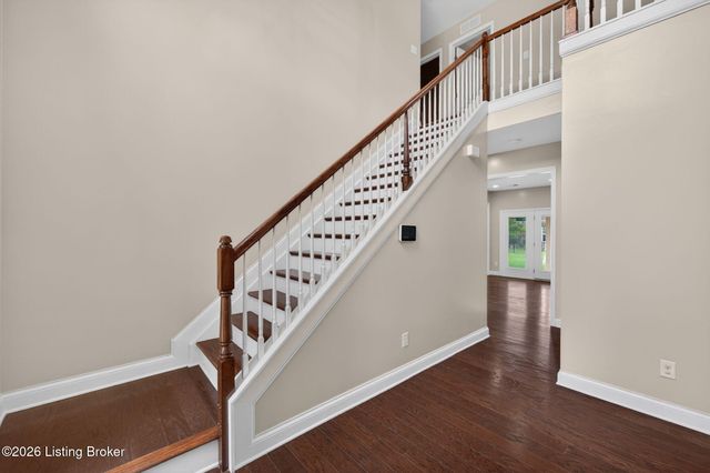 18405 Standwick Dr, Louisville, KY 40245